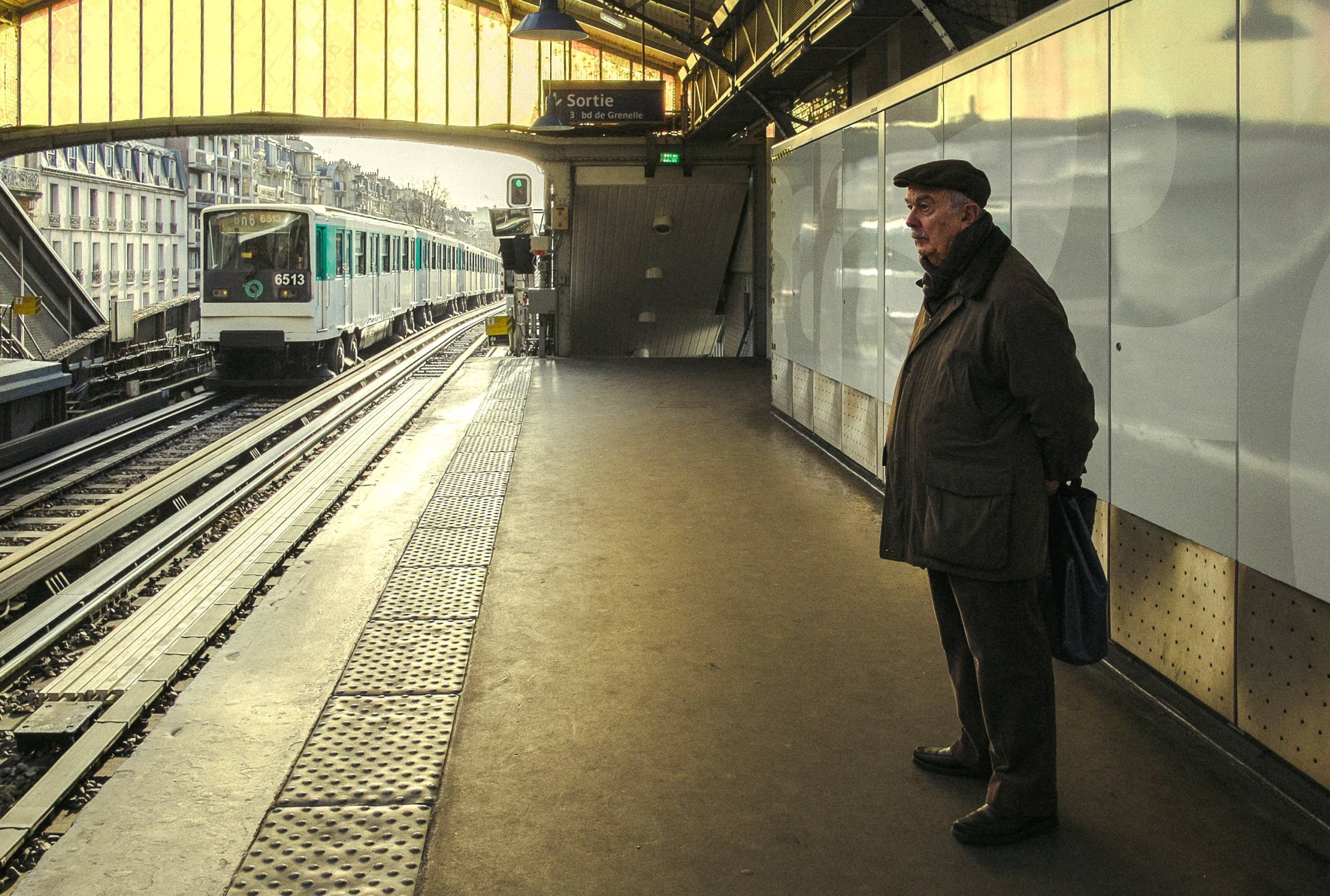 l’arrivée en gare du train de Dupleix par Pierre Montant