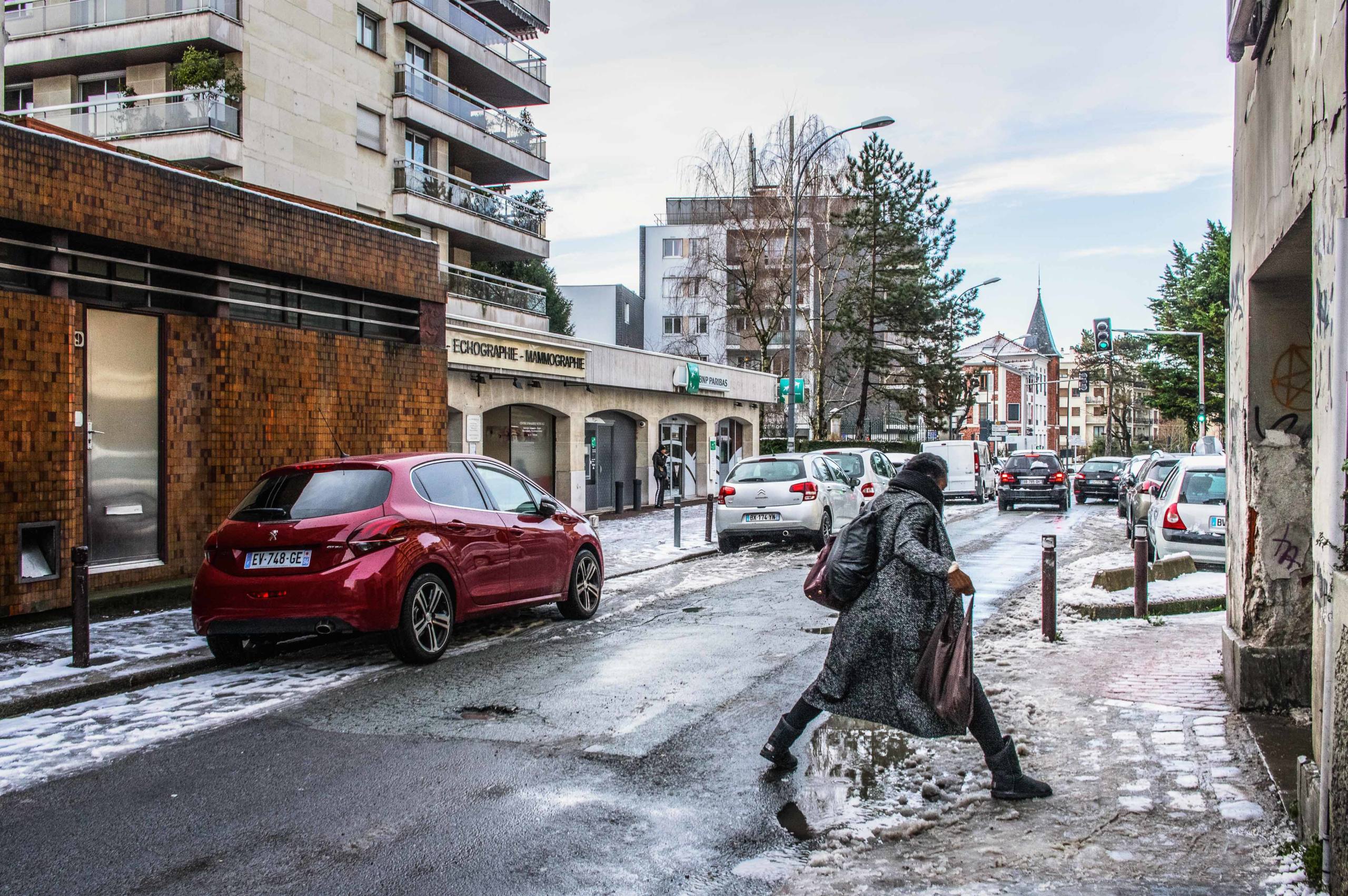 à pas de velours par Pierre Montant