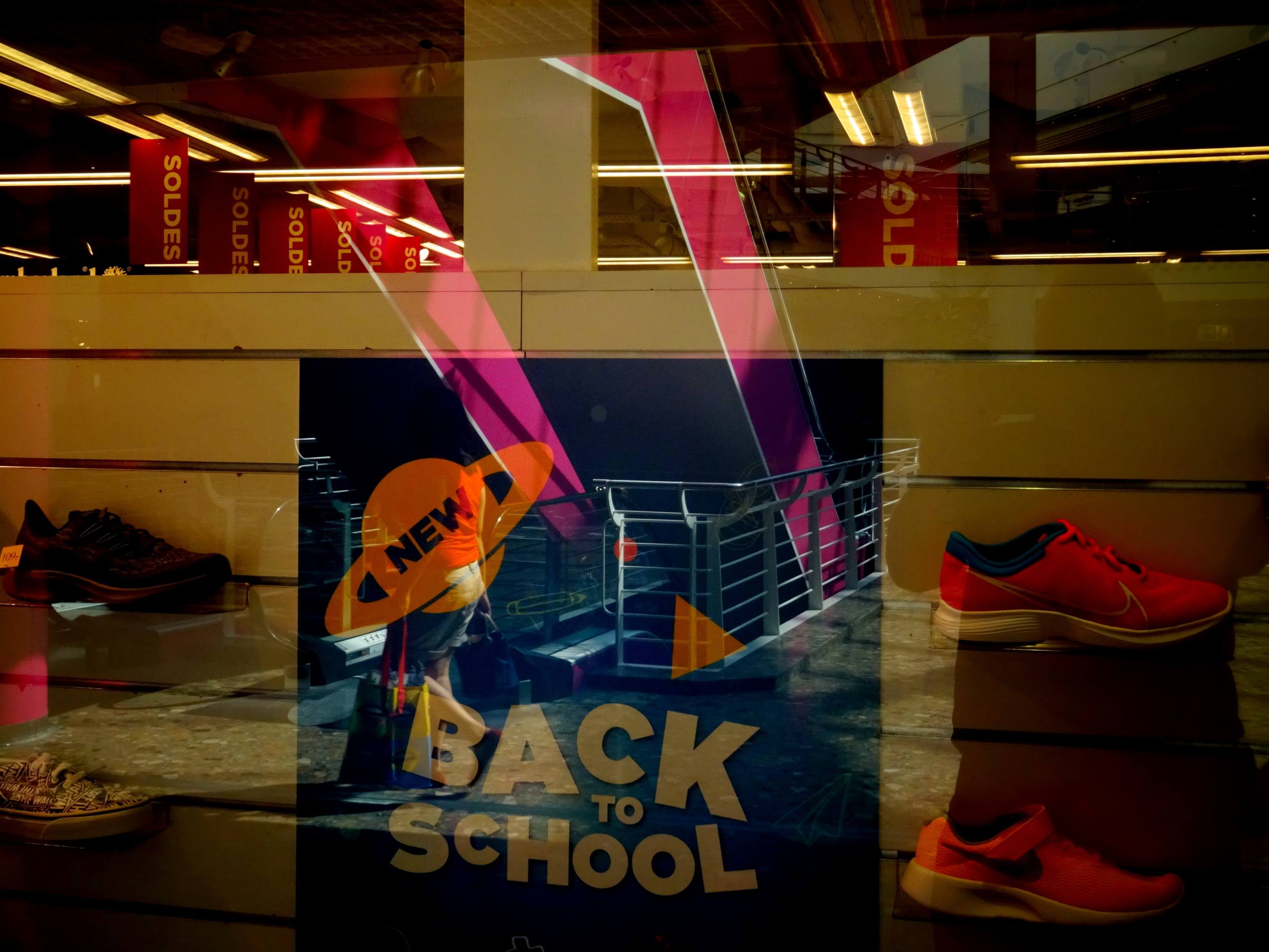 « Back to school » le cauchemar de la leçon mal apprise par John Grinling