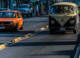 En la avenida por la tarde par Rodrigo Alonso