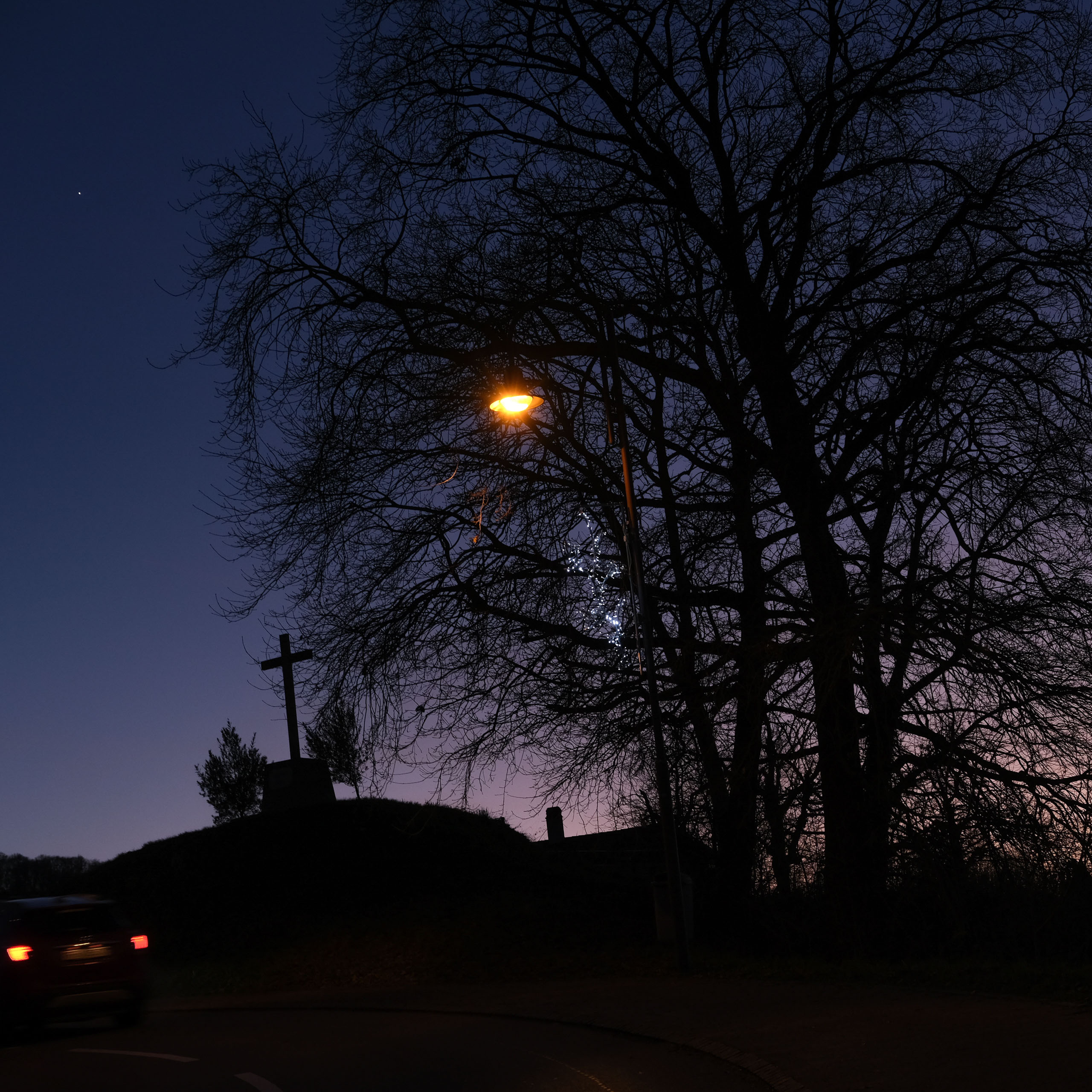 Cheyres, je croix (photojournala__e 2111) par Anne Wyrsch