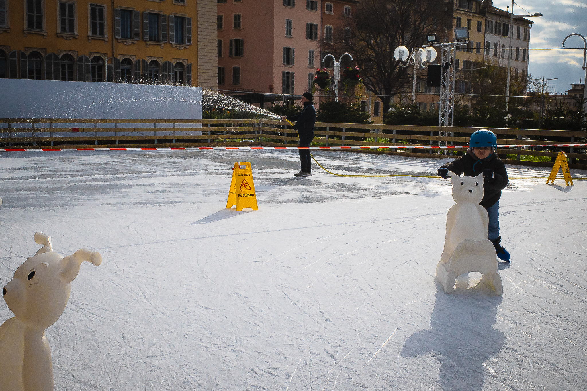 Scène de la vie arctique… par Gérard Dubois