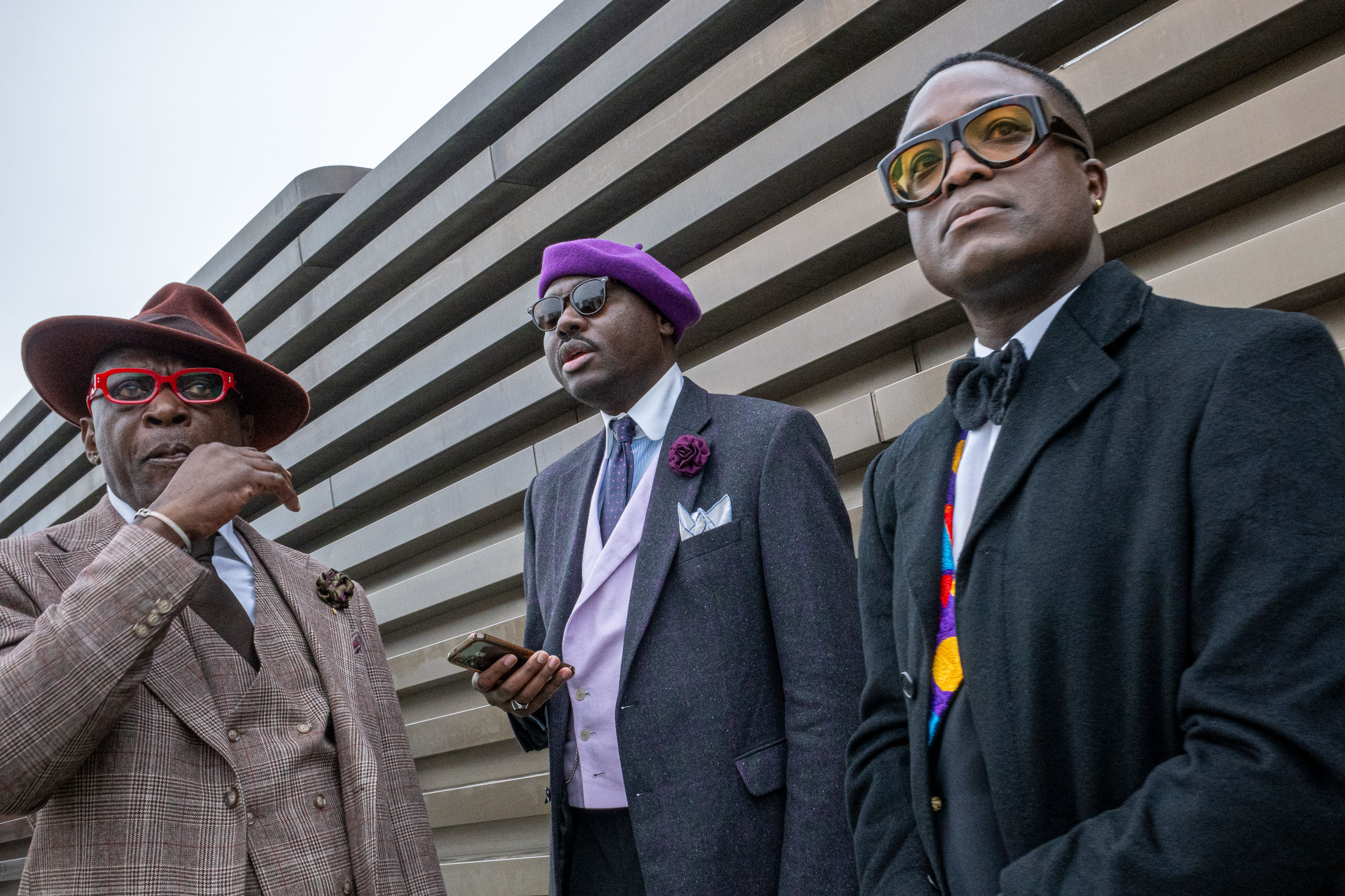 Violet, la couleur épiscopale. par Francis Traunig