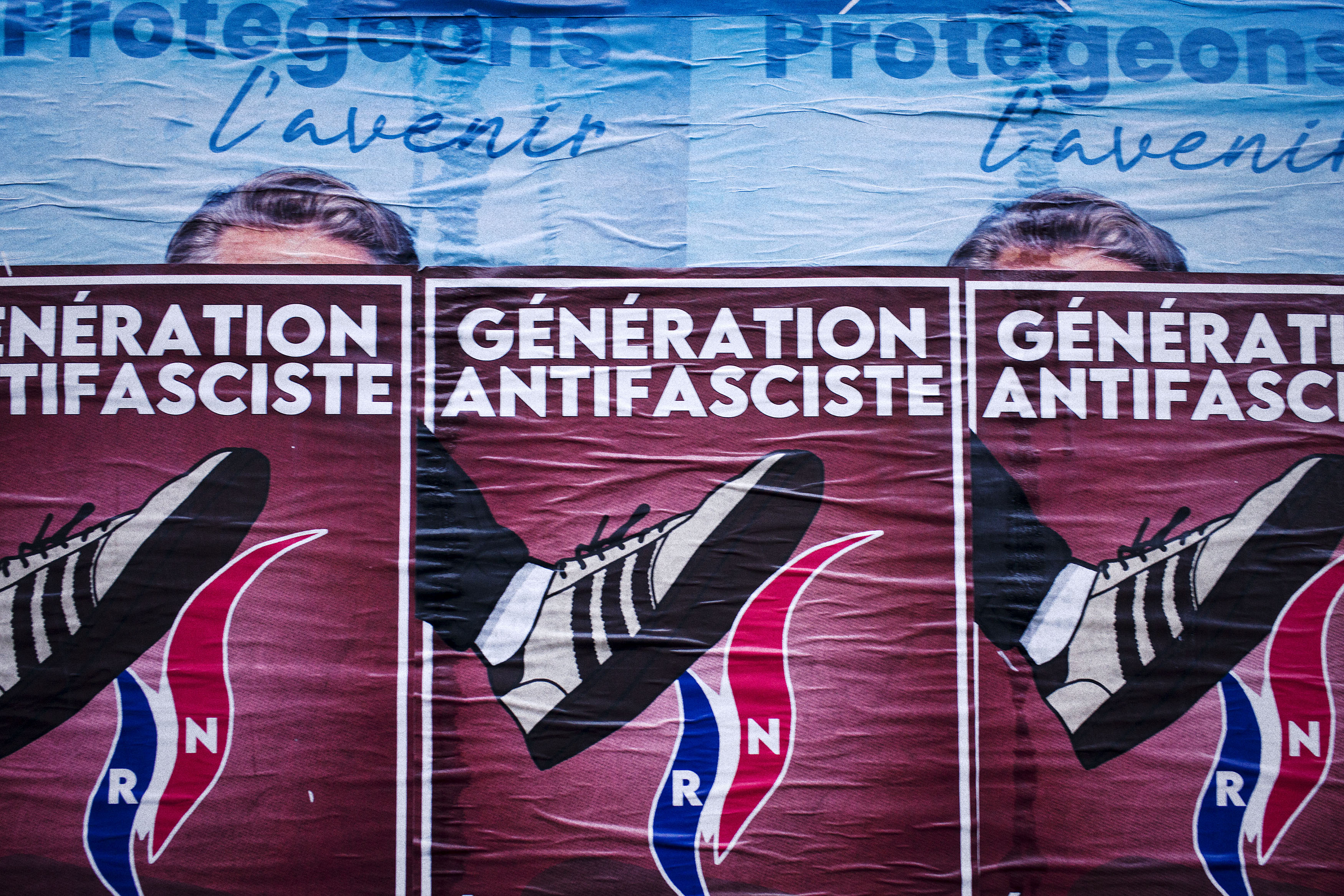 #noname 2554 par Pascal Kempenar