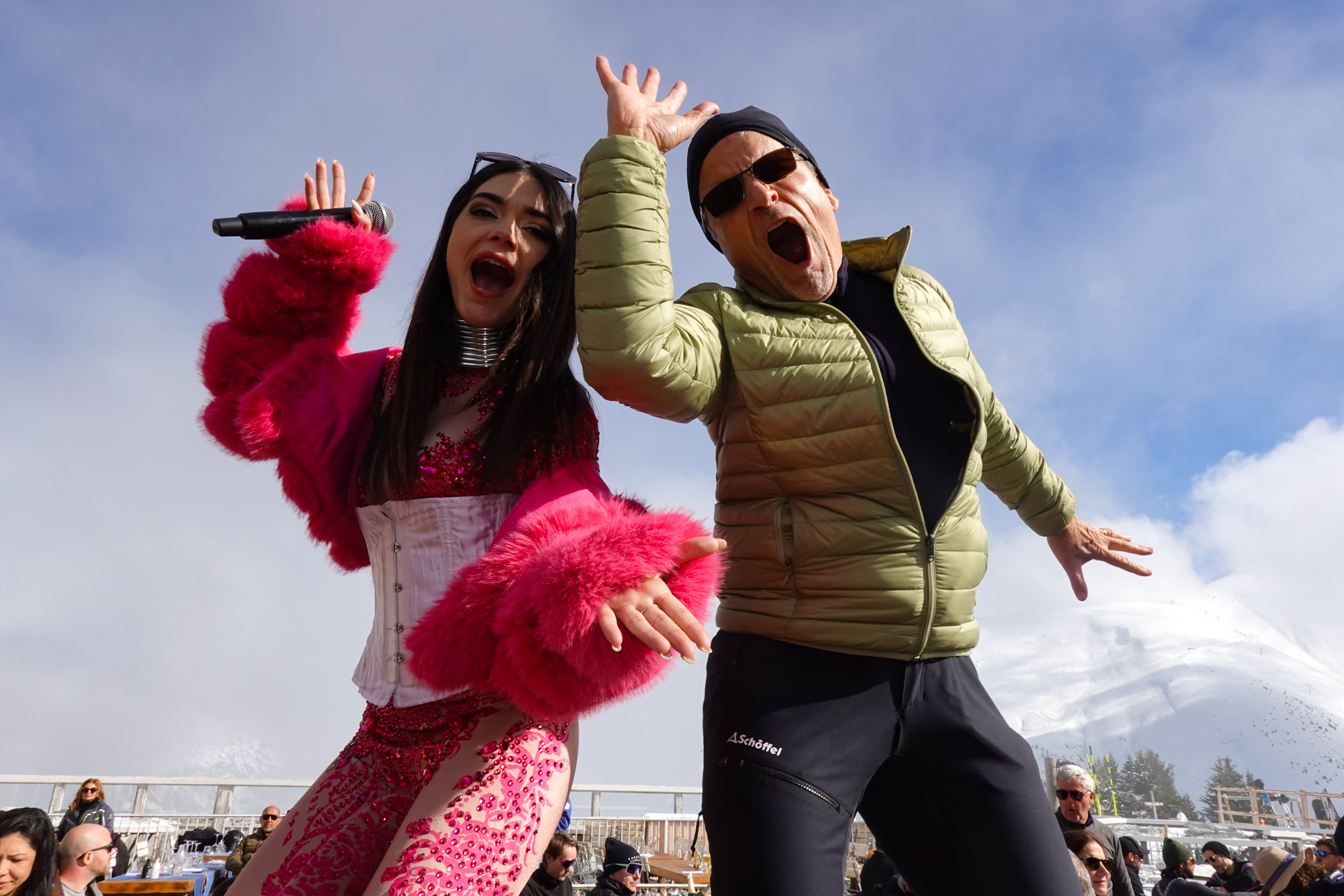 Entre ciel et neige, une belle exubérance par Michel Bruno