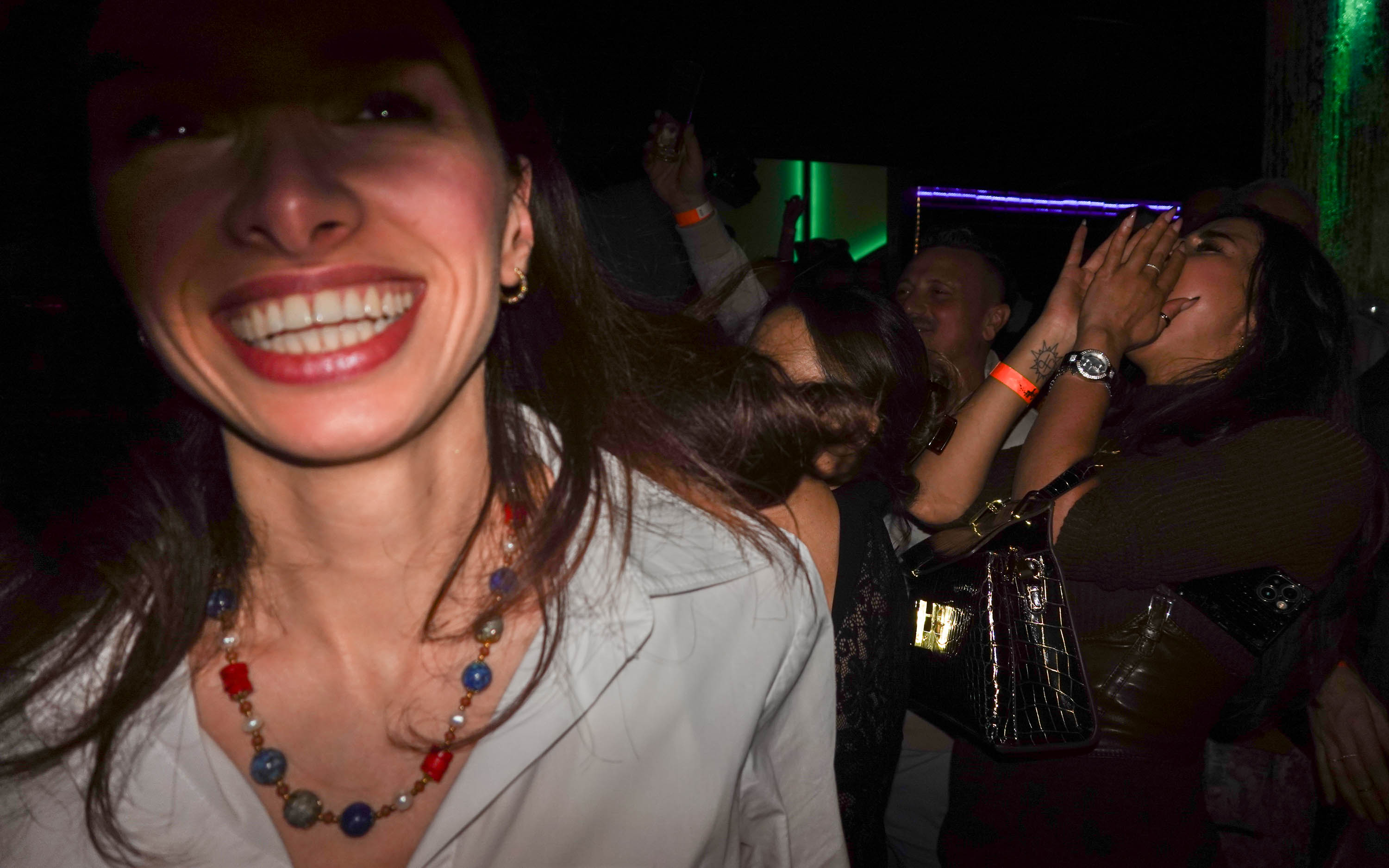 She&rsquo;s got such a beaming smile … par Michel Bruno