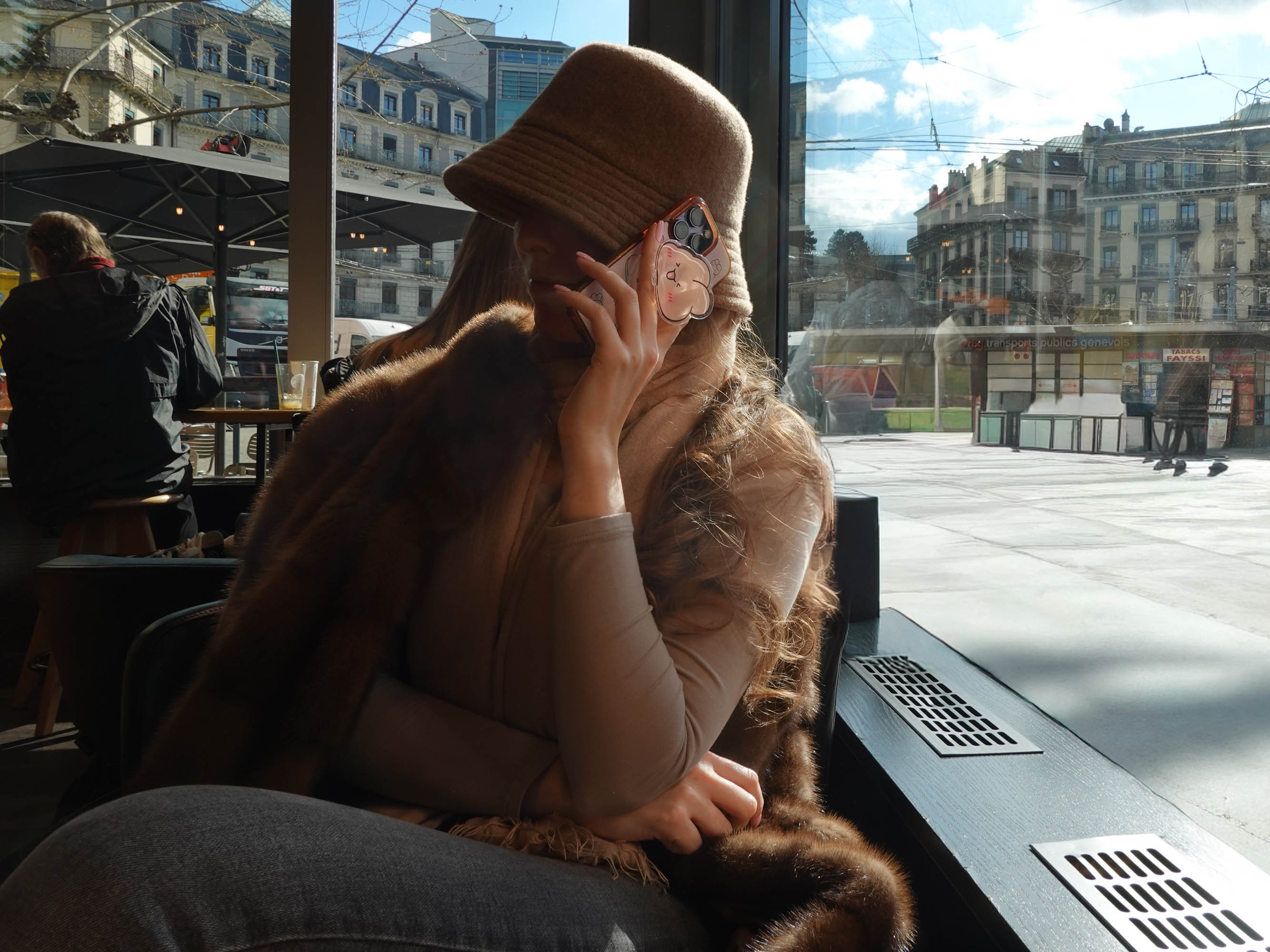 Je ne parle pas à travers mon chapeau. Jamais. par Michel Bruno