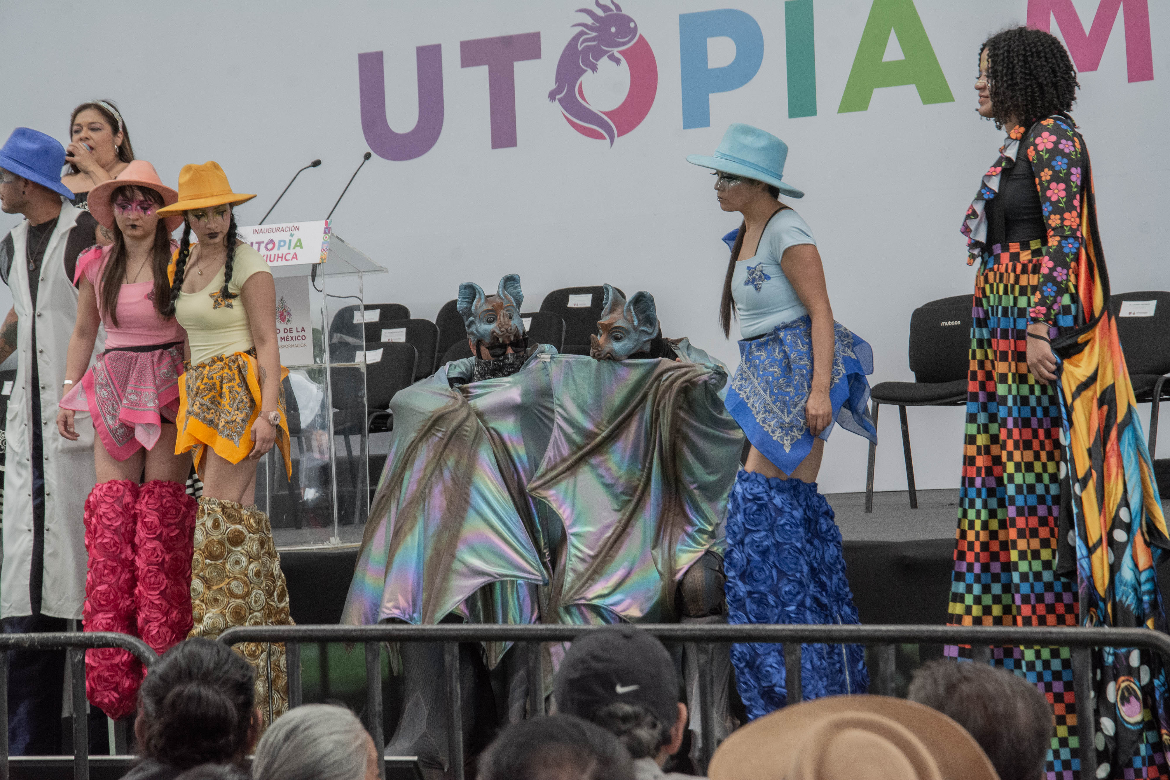 murciélagos en acción par Rodrigo Alonso