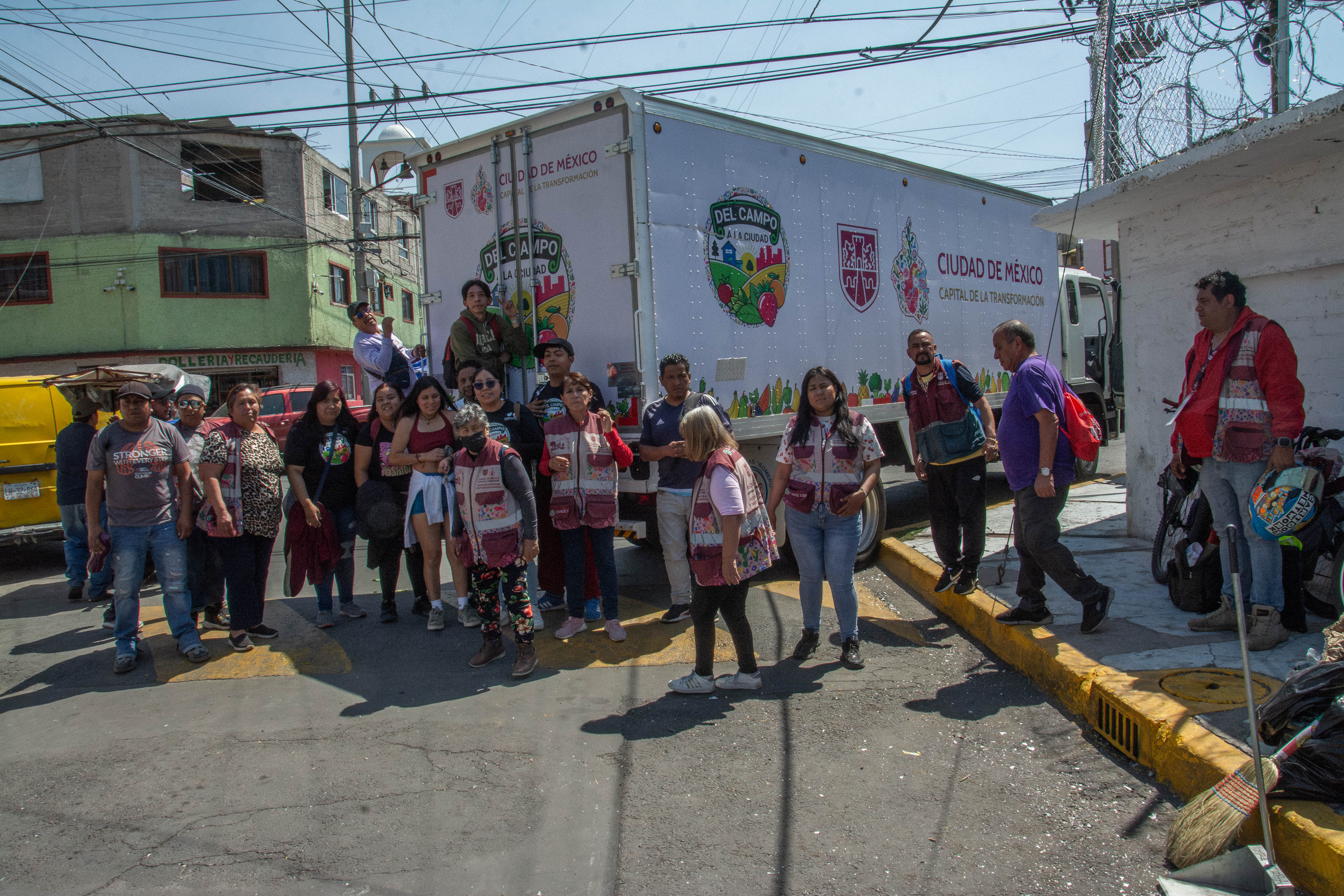 Del campo a la ciudad par Rodrigo Alonso