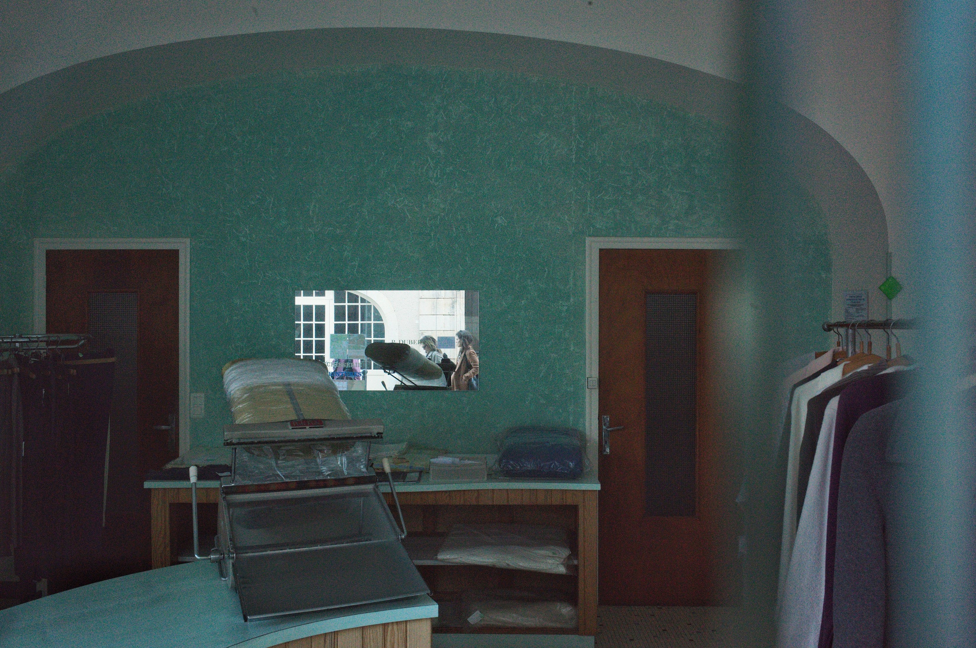 #noname 2569 par Pascal Kempenar