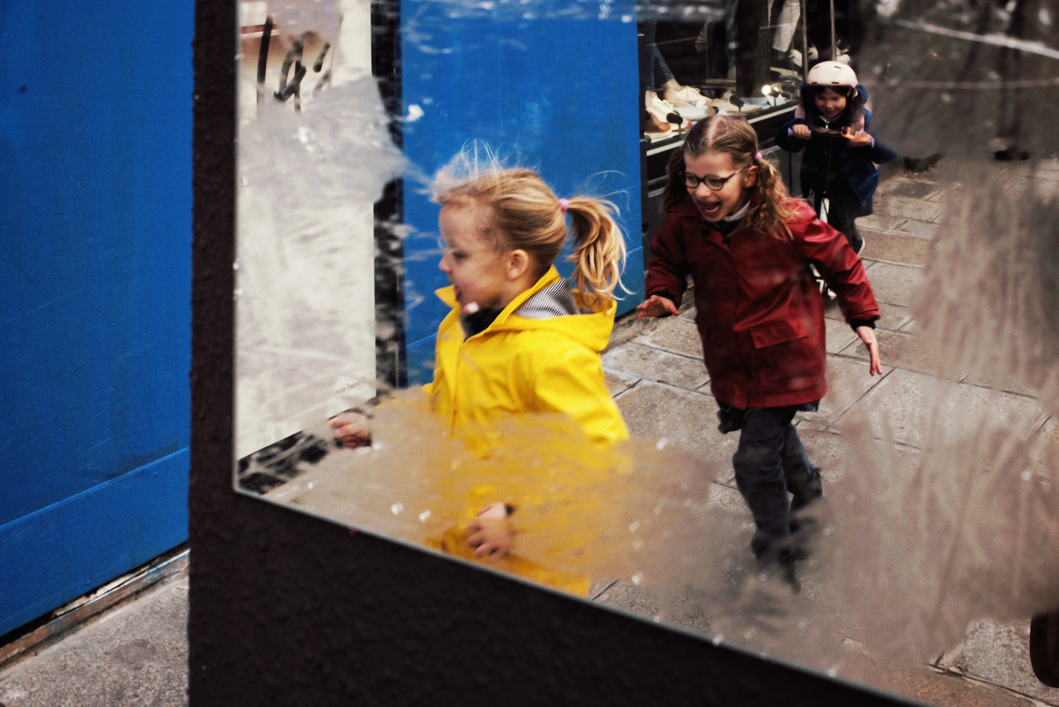 #noname 2579 par Pascal Kempenar