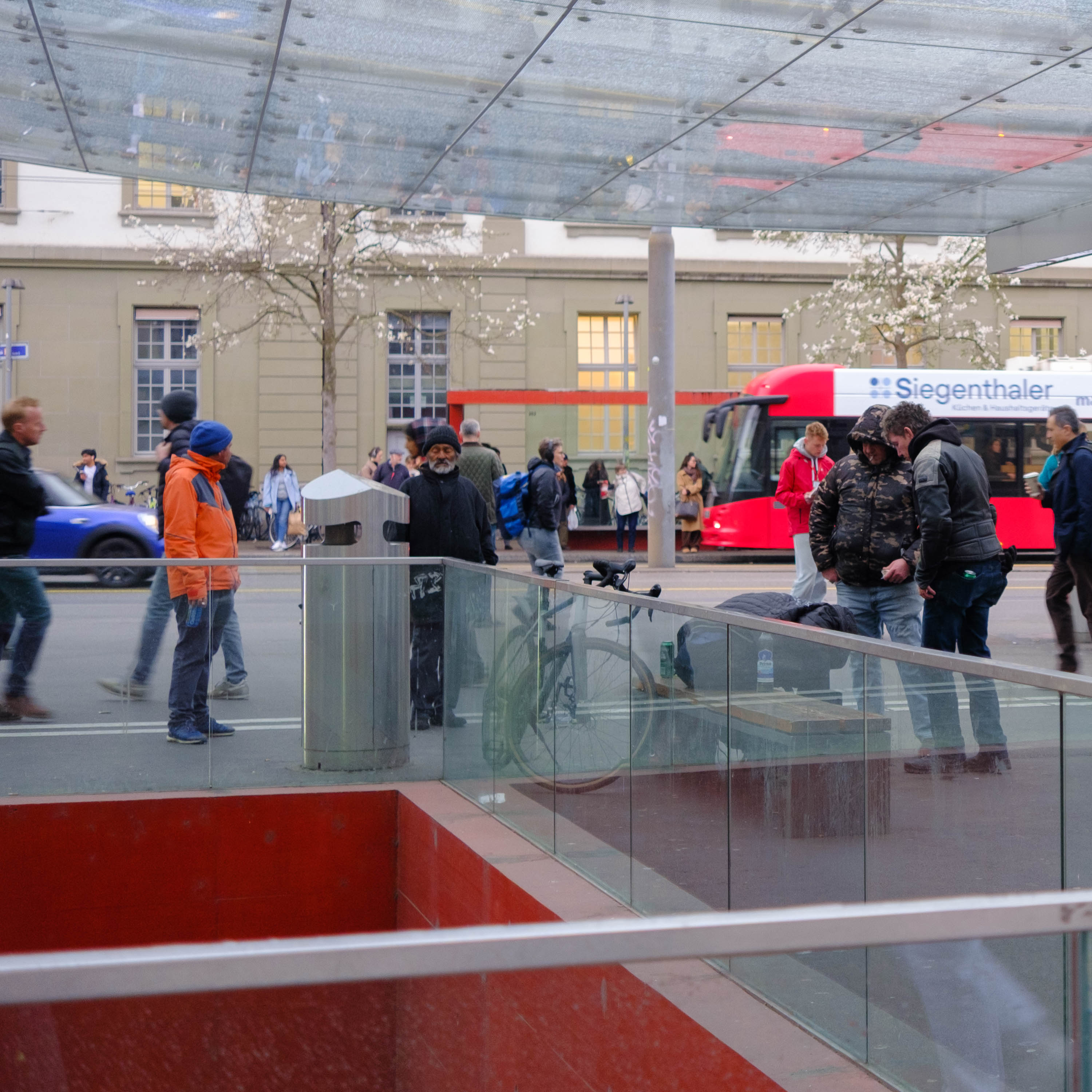 Rouge-blanc (photojournala__e 2571) par Anne Wyrsch