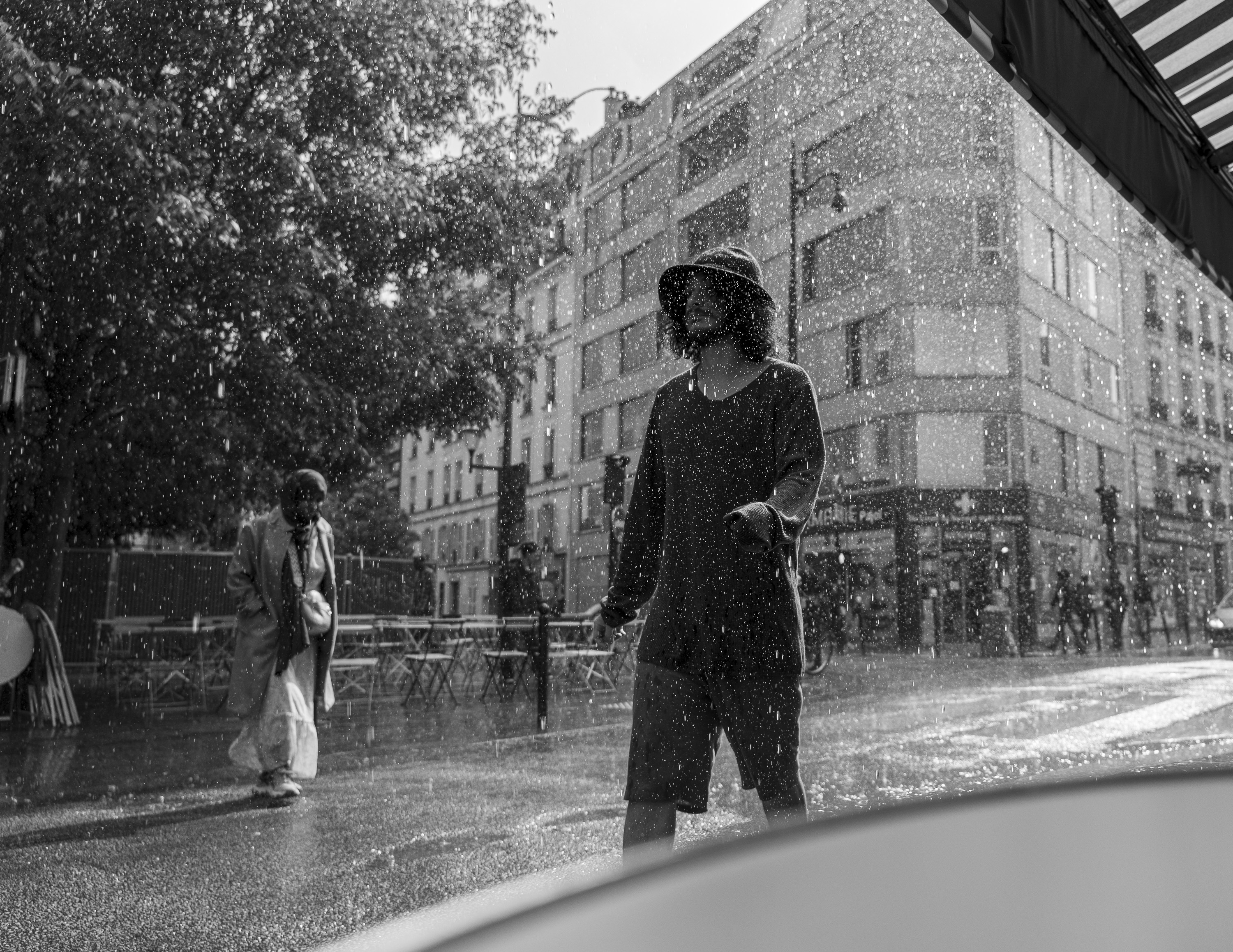 It&rsquo;s raining men par Yona Tobler
