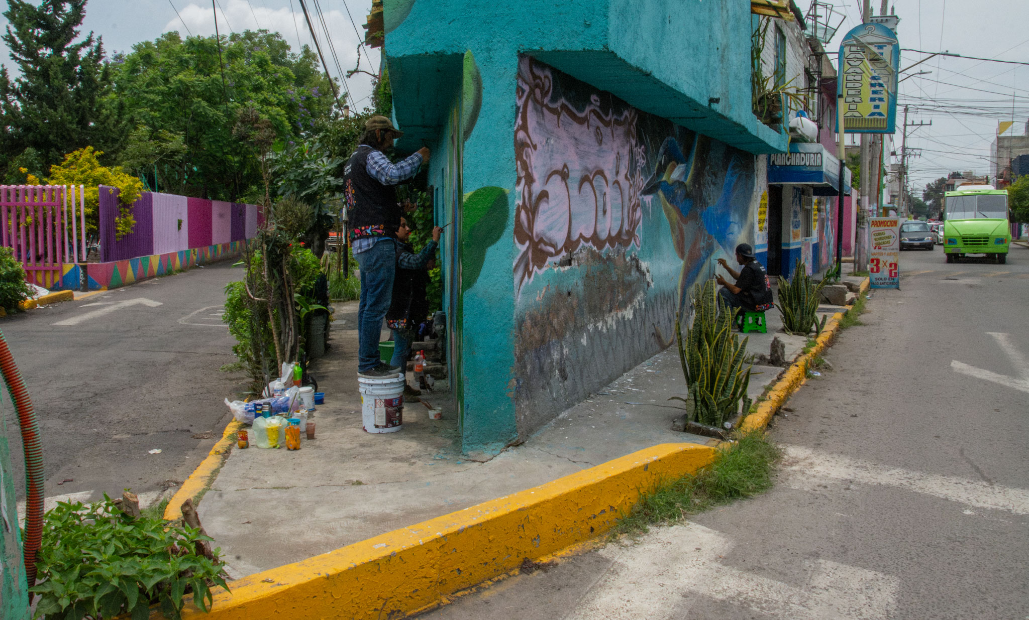 James, Adriana y Buor en Iztapalapa par Rodrigo Alonso