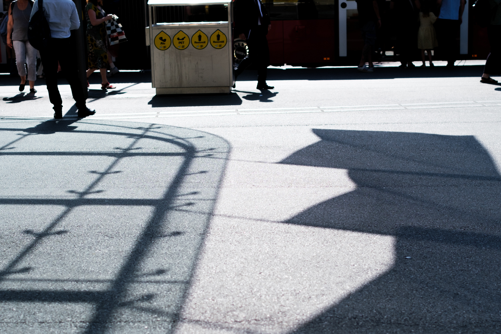 De l&rsquo;ombre graphique (photojournala__e 2688) par Anne Wyrsch