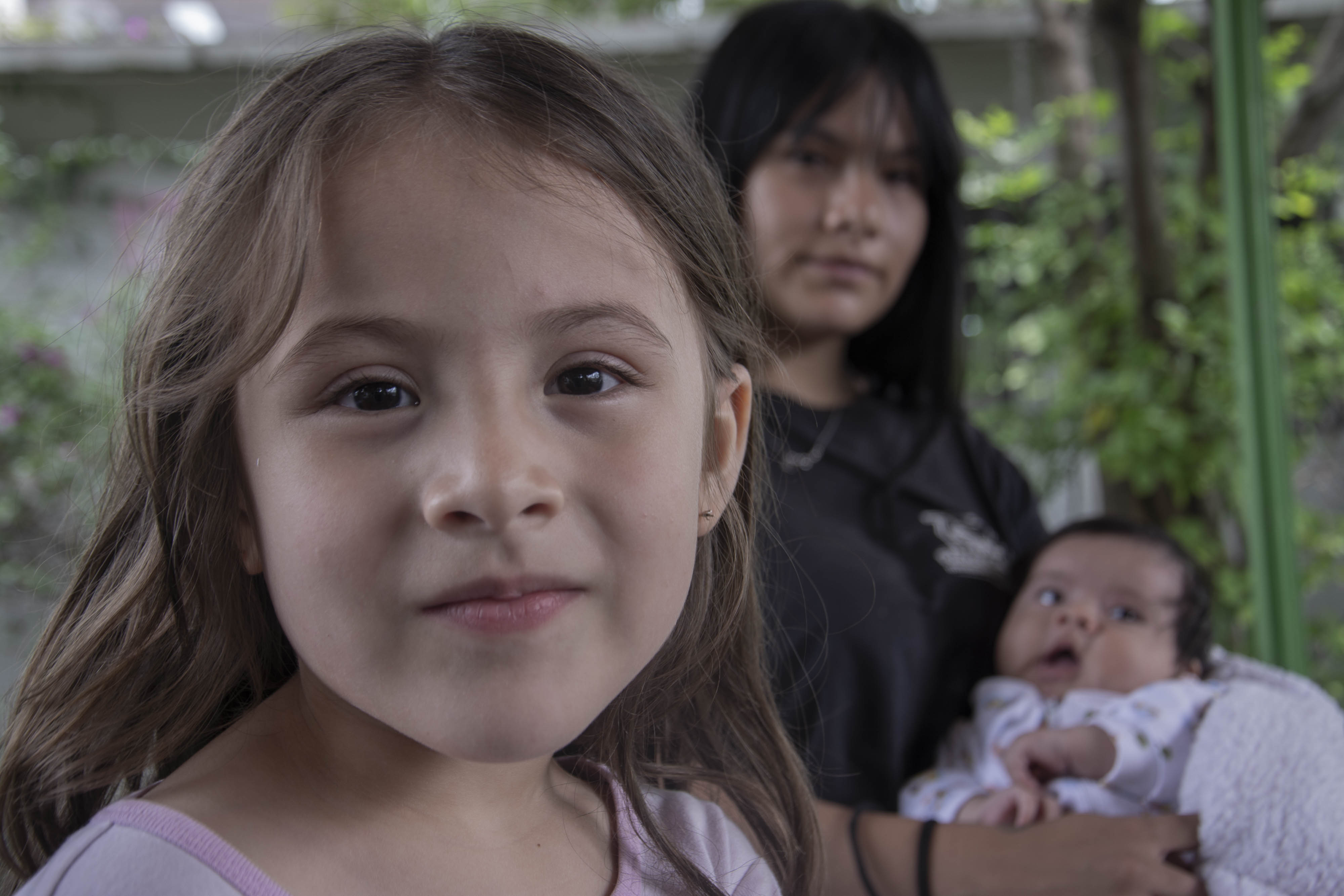 ALICE, EDITH Y DENISSE par Rodrigo Alonso