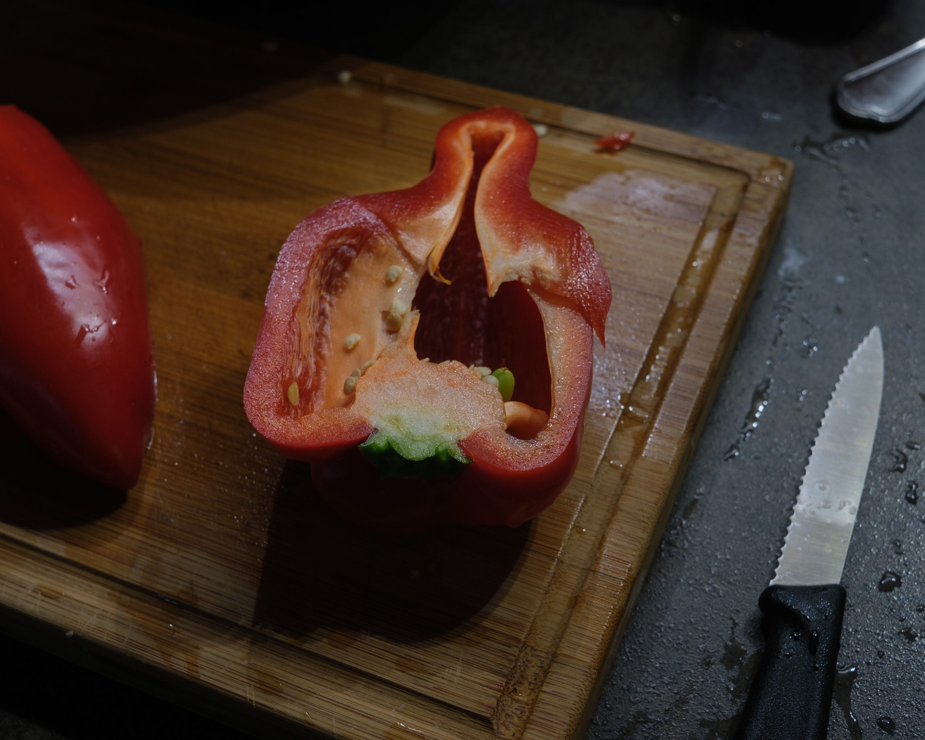 Le poivron n&rsquo;attend pas les restes (photojournala__e 2738) par Anne Wyrsch